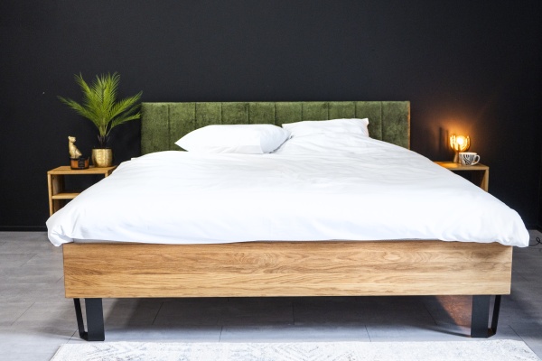 Oak wood beds