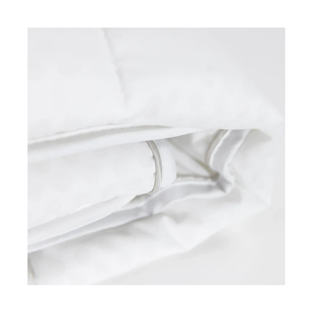 wendre-quilt-touch-of-cool-white-15x200-4743290035067-2160x2160-3_jpg.webp