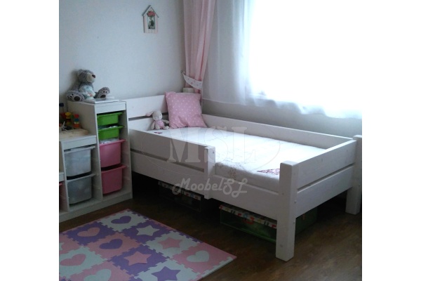 Voodi 005 valge