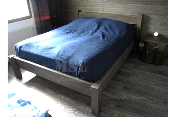 Voodi 006 (hall)